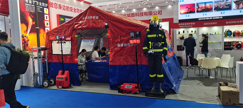 湖北威盾攜救援裝備亮相第二十屆國際消防展 為消防安全保駕護航 (5).jpg