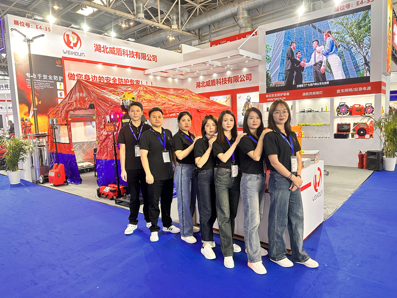 湖北威盾攜救援裝備亮相第二十屆國際消防展 為消防安全保駕護航 (2).jpg 湖北威盾攜救援裝備亮相第二十屆國際消防展 為消防安全保駕護航 (2).jpg